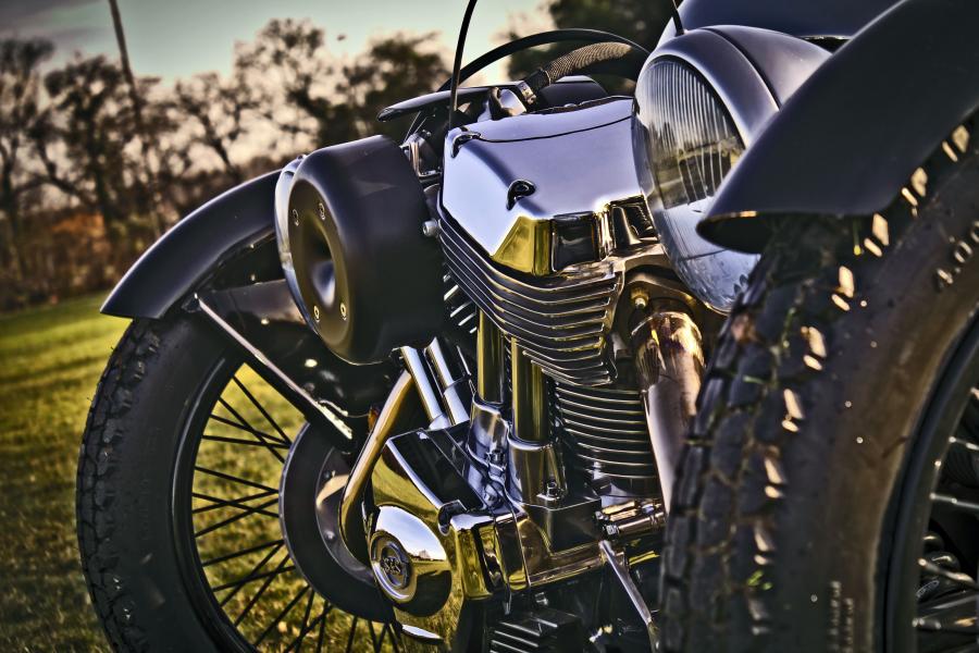 Детали экстерьера Morgan 3-Wheeler 2011 года  (NA) (фото 5 из 22)